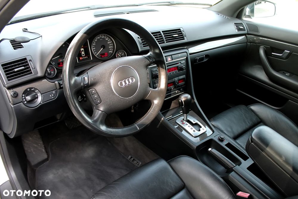 Audi S4 Limousine - 16