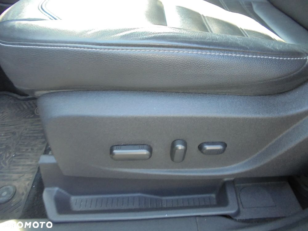 Ford Kuga 2.0 TDCi 4x4 Individual - 17