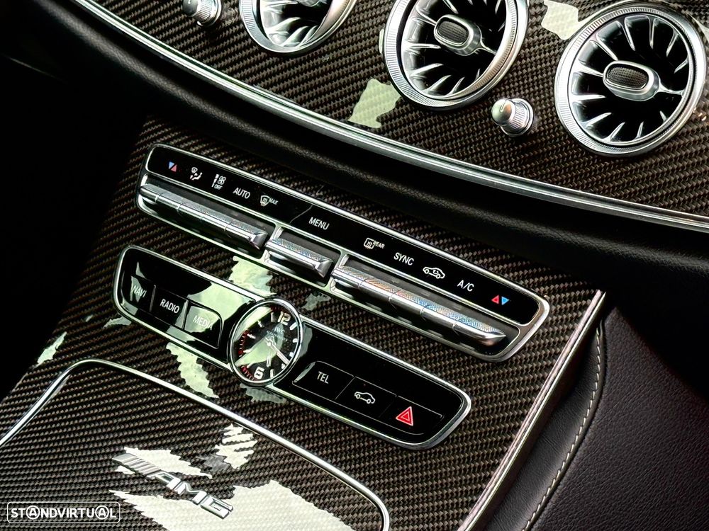 Mercedes-Benz E 63 AMG S 4-Matic+ - 14