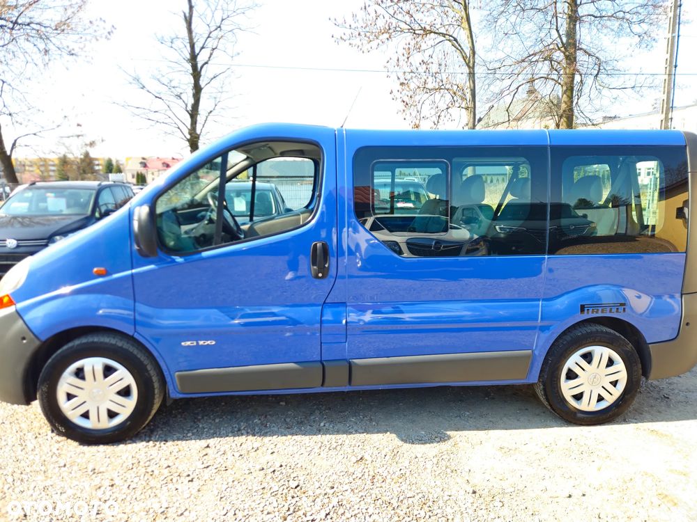 Renault Trafic - 1