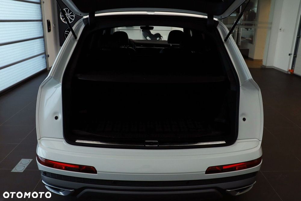 Audi Q7 50 TDI mHEV Quattro S Line Tiptr - 6