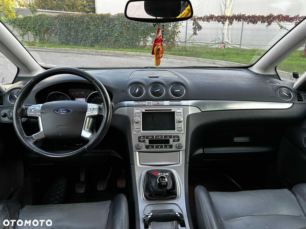 Ford S-Max - 6
