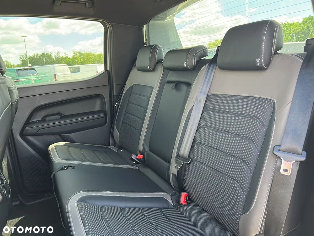 Volkswagen Amarok - 13