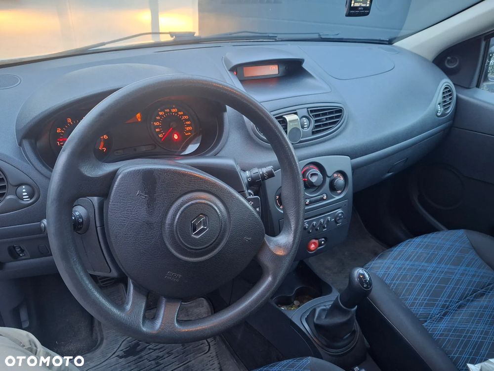 Renault Clio 1.2 16V Tech Run Euro5 - 13