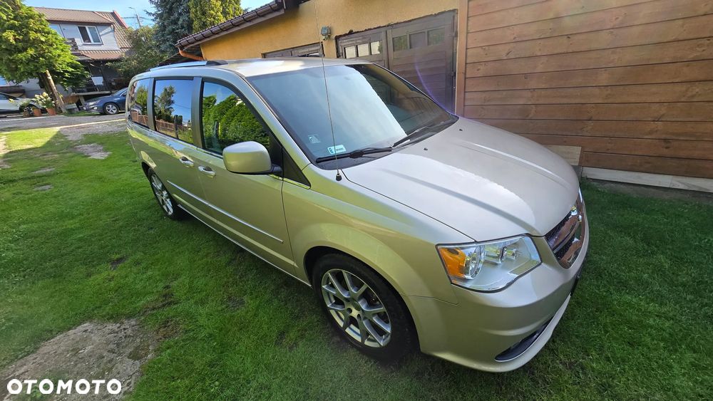 Dodge Grand Caravan 3.6 R/T - 9