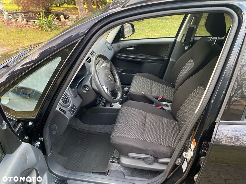 Suzuki SX4 1.6 GS / Premium - 5