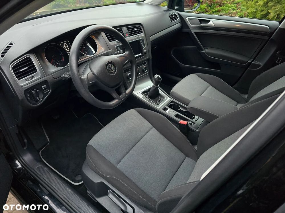 Volkswagen Golf Variant - 12