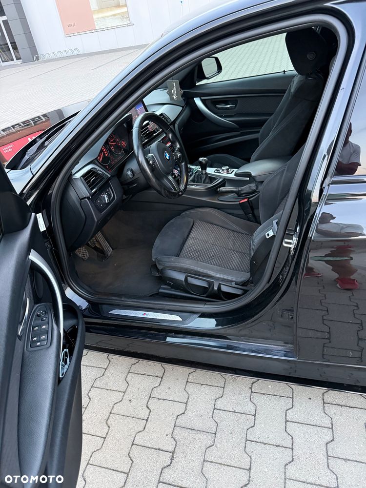 BMW Seria 3 320d - 11