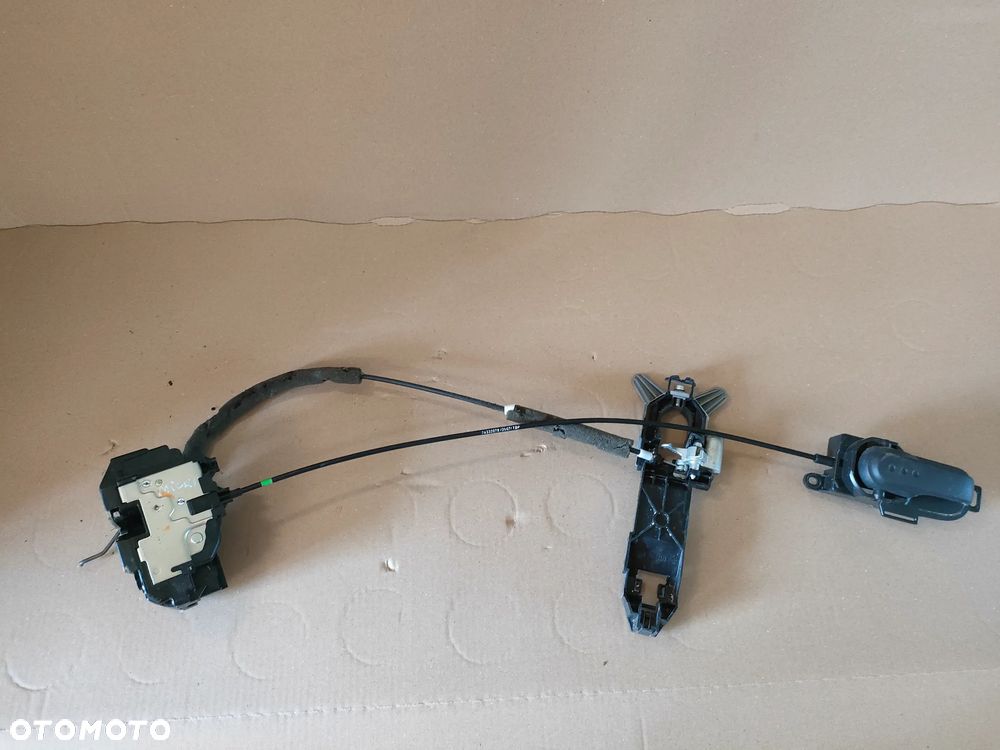 Nissan Micra k12 lift 3D ZAMEK LEWY PRZÓD 3-PIN - 2
