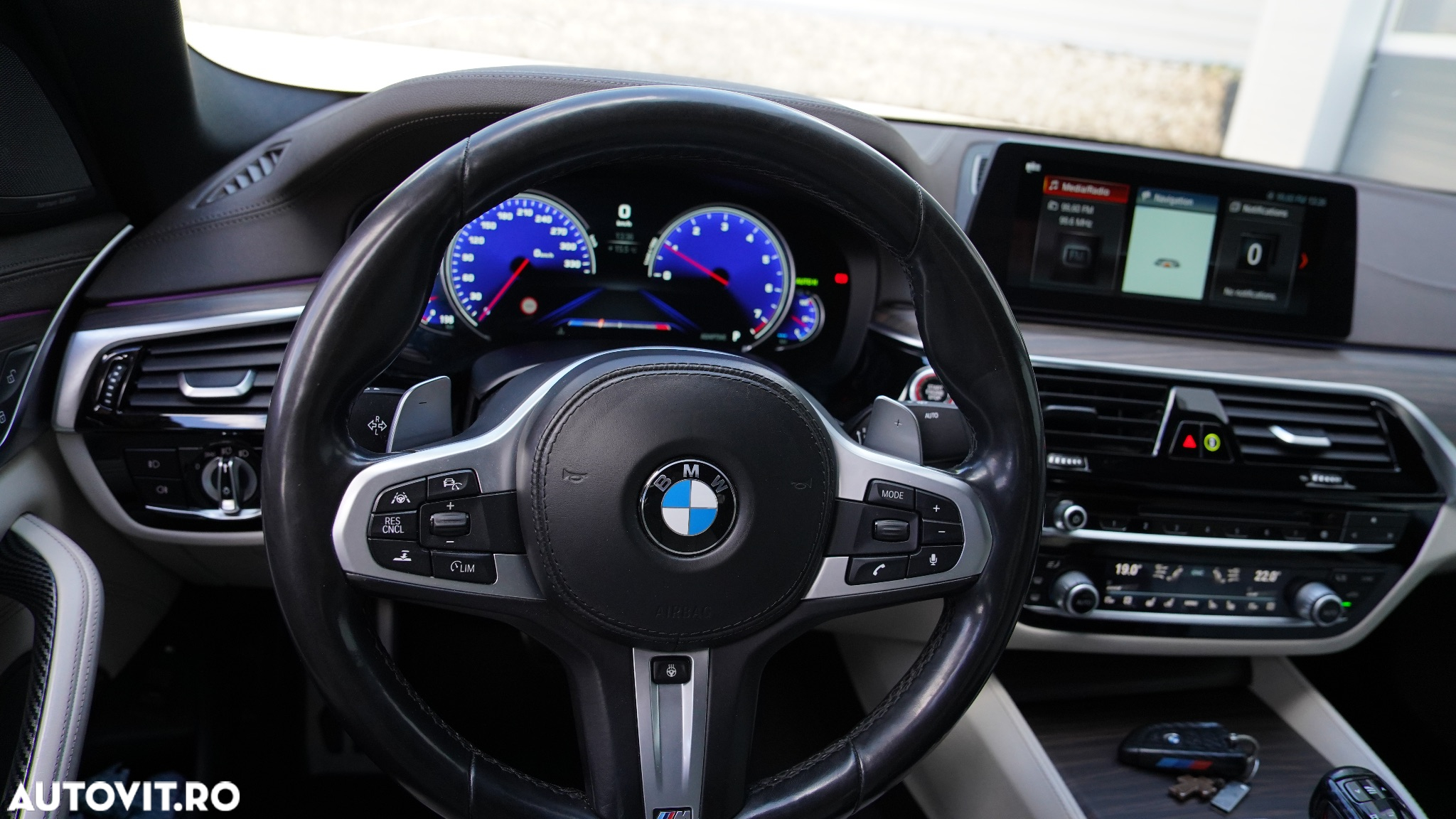 BMW Seria 5 520i AT - 2