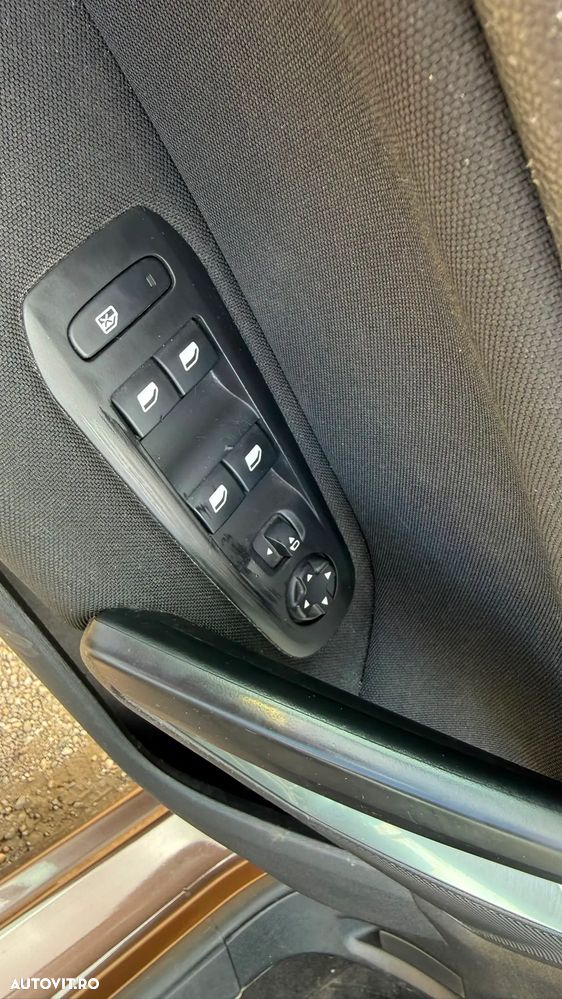 Peugeot 308 PureTech 130 GPF Stop & Start Allure Pack - 3
