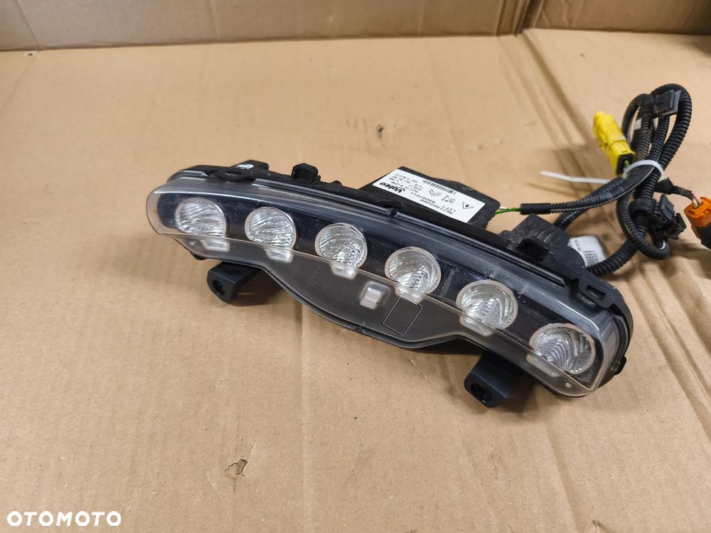 LAMPA LEWA  DRL DO JAZDY DZIENNEJ LED 9671962280 CITROEN DS3 - 2