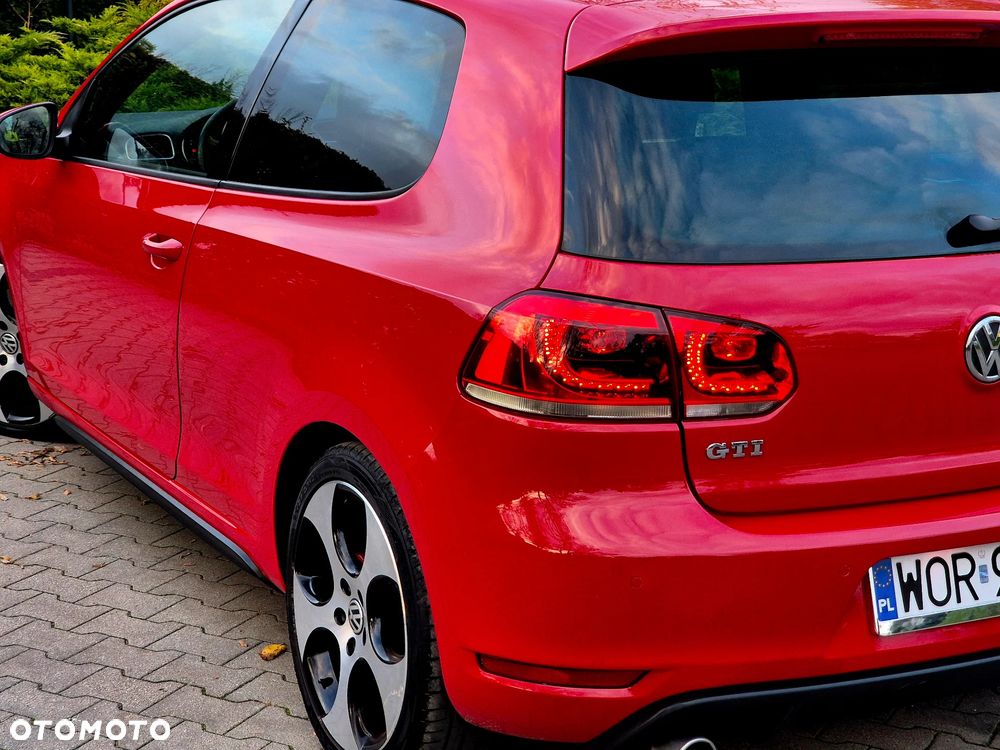 Volkswagen Golf 2.0 GTI - 14