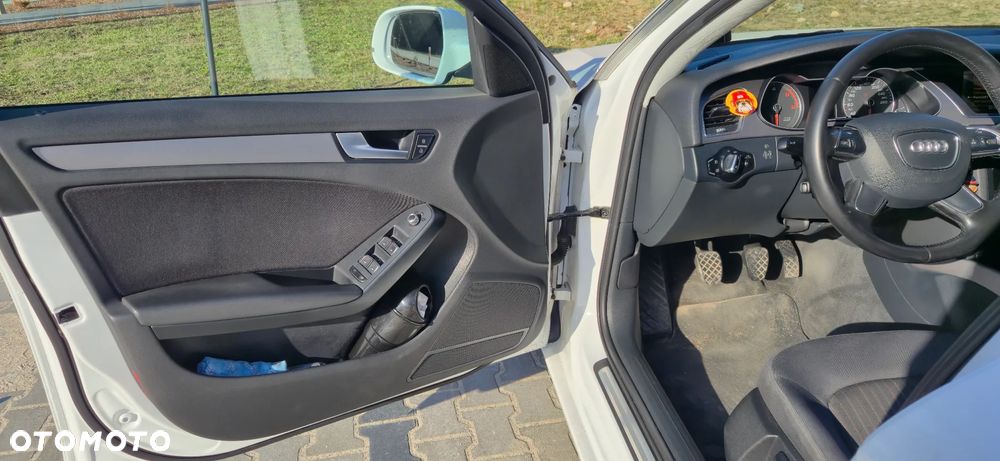 Audi A4 Avant 2.0 TDI - 19