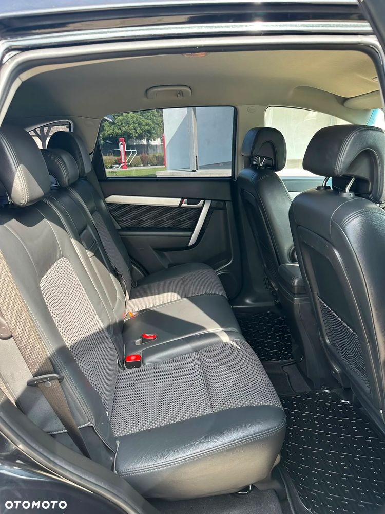 Chevrolet Captiva - 11