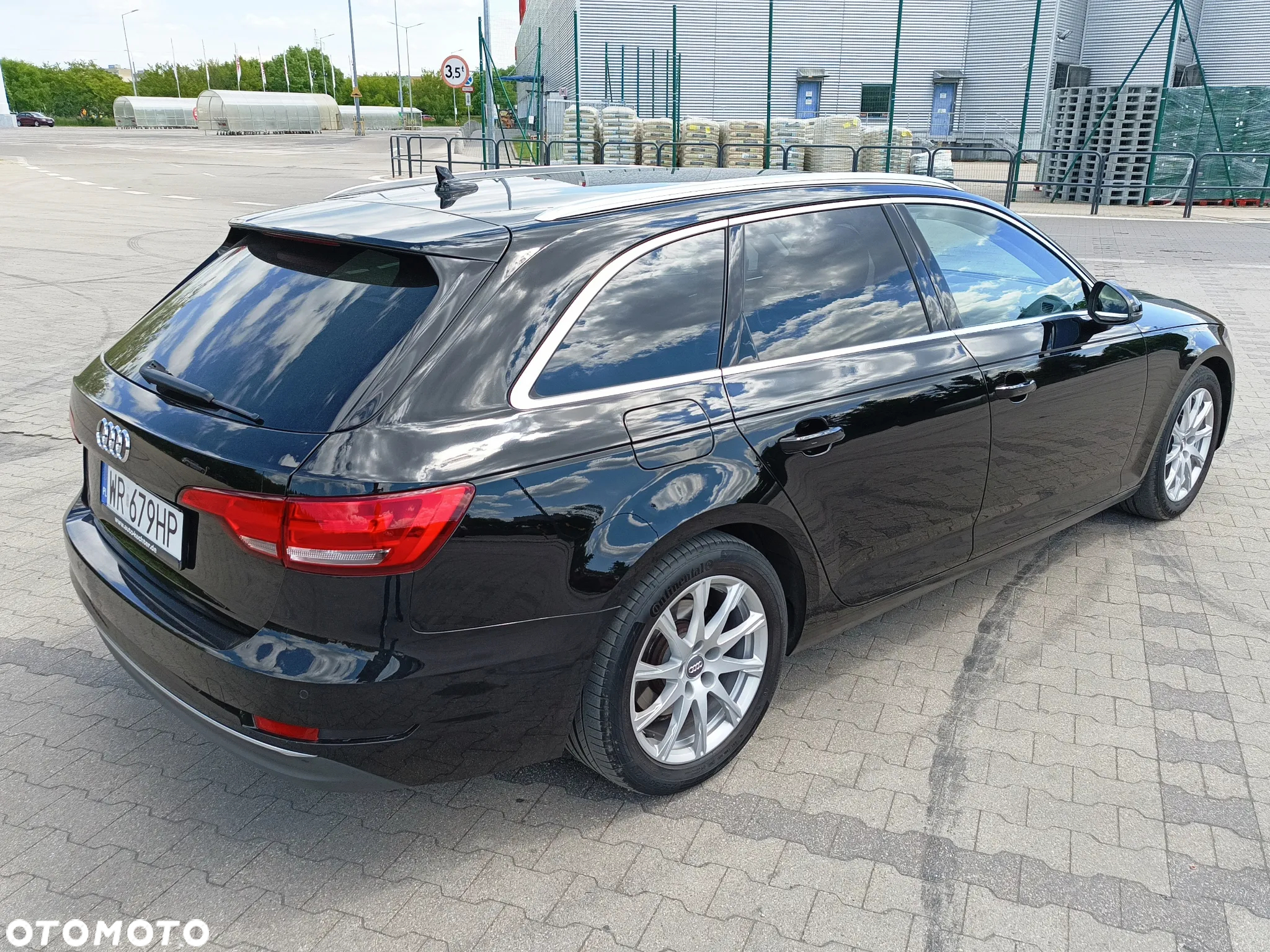 Audi A4 2.0 TDI Sport S tronic - 30