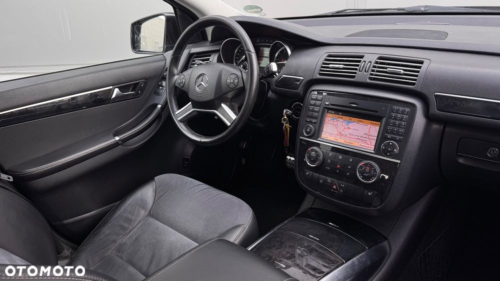 Mercedes-Benz Klasa R 300 CDI 7G-TRONIC DPF BlueEFFICIENCY Grand Edition - 34