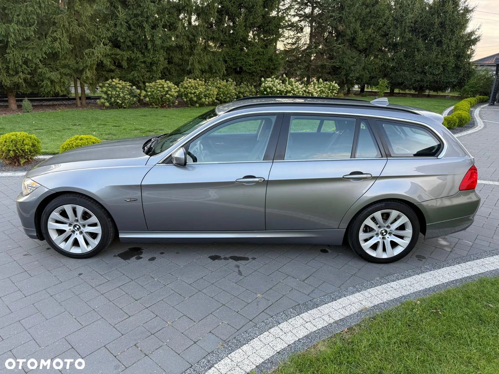 BMW Seria 3 320i - 15