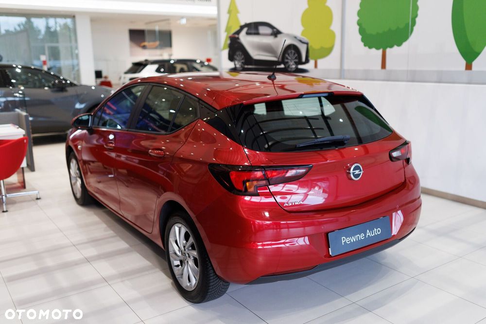 Opel Astra - 4