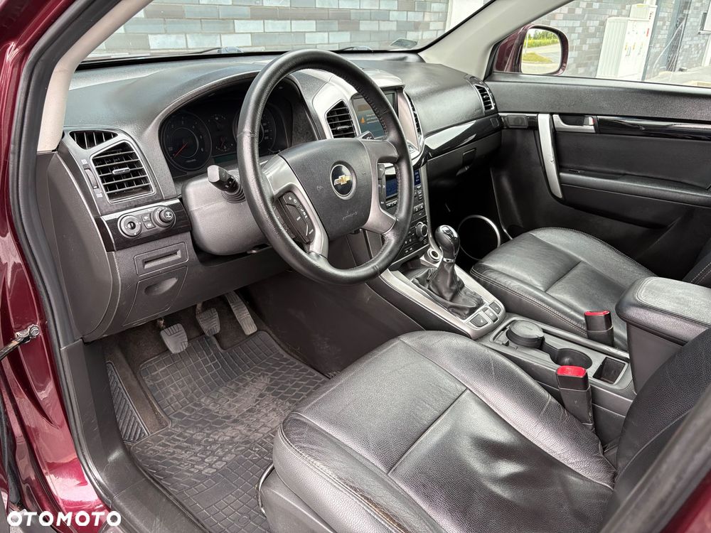 Chevrolet Captiva 2.2 D LT+ - 8