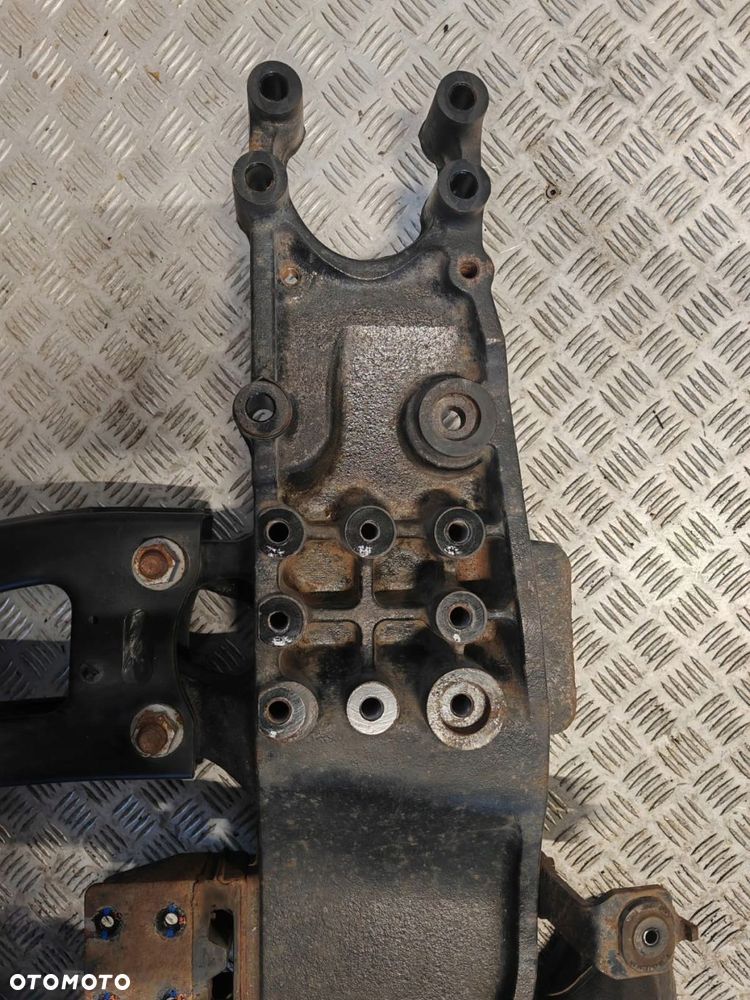 PRZEDŁUŻENIE RAMY PRAWE LUB LEWE FORD F MAX - 2