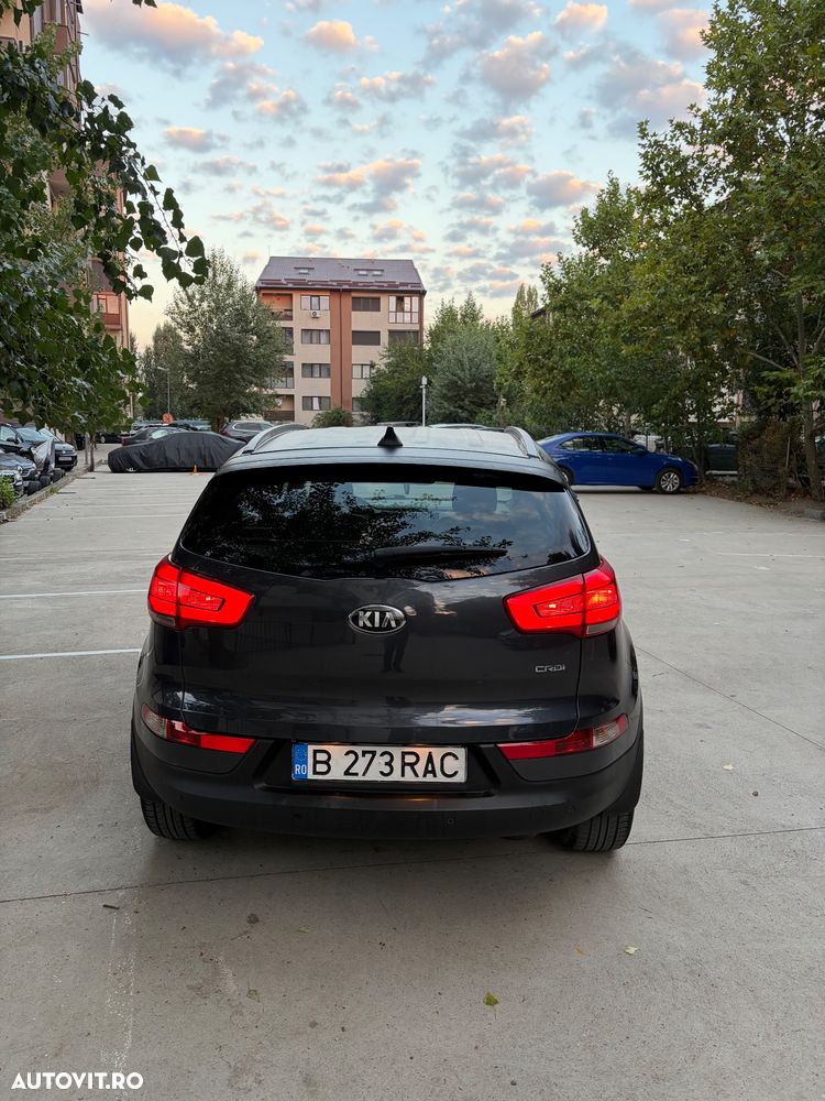 Kia Sportage 2.0 DSL HP 6AT 4x4 Style - 4