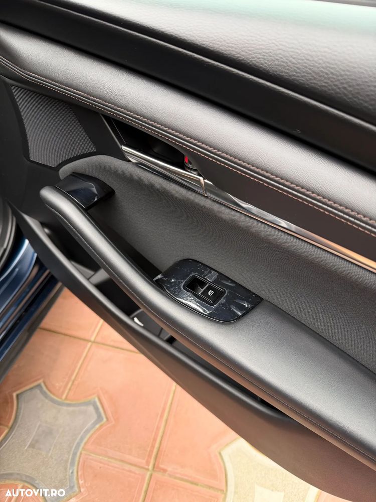 Mazda 3 G150 MHEV Plus - 18