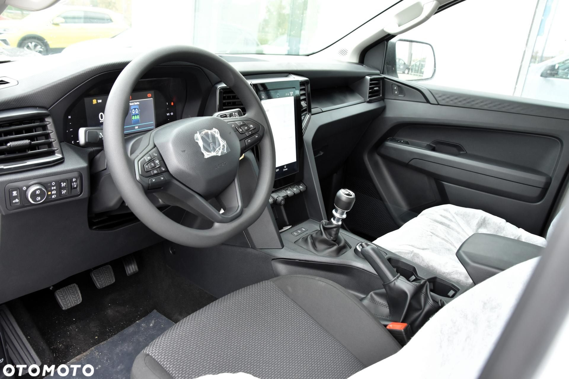 Volkswagen Amarok - 9