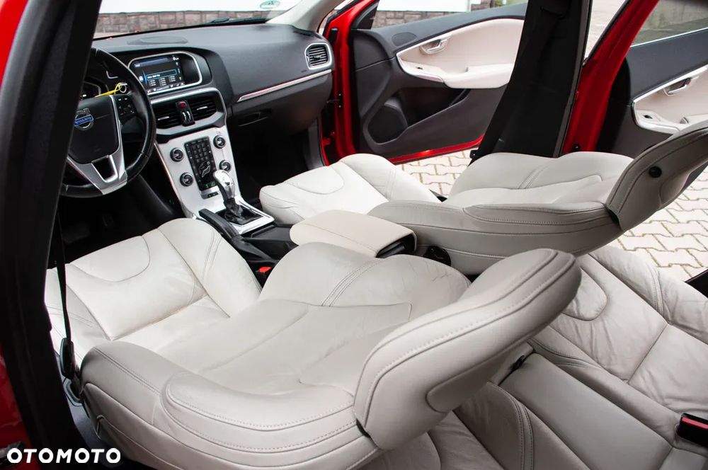 Volvo V40 D4 Drive-E Summum - 25