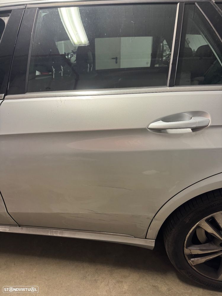 Mercedes-Benz E 220 BlueTEC Avantgarde Auto. - 6