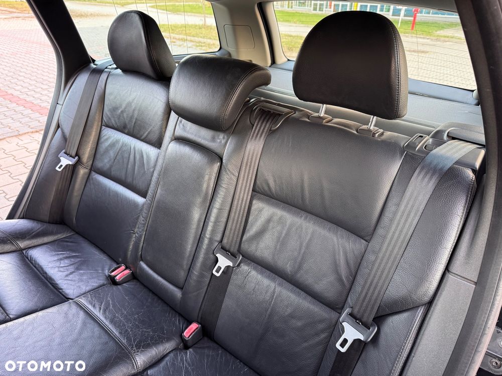Volvo V50 - 27
