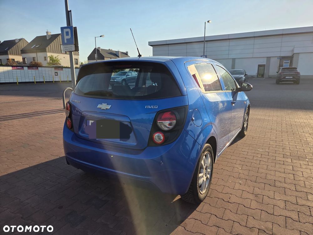 Chevrolet Aveo 1.2 LS+ - 9