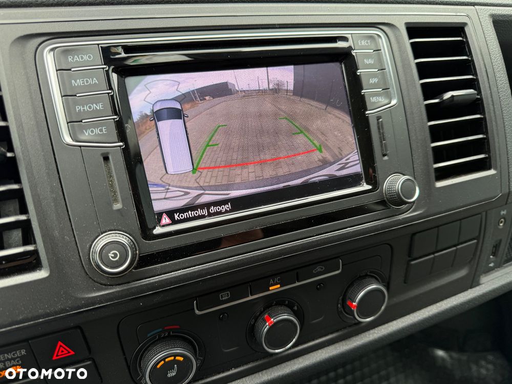 Volkswagen Transporter - 4