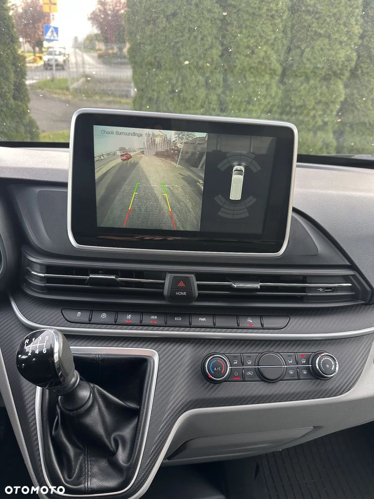 Maxus DELIVER 9 - 28