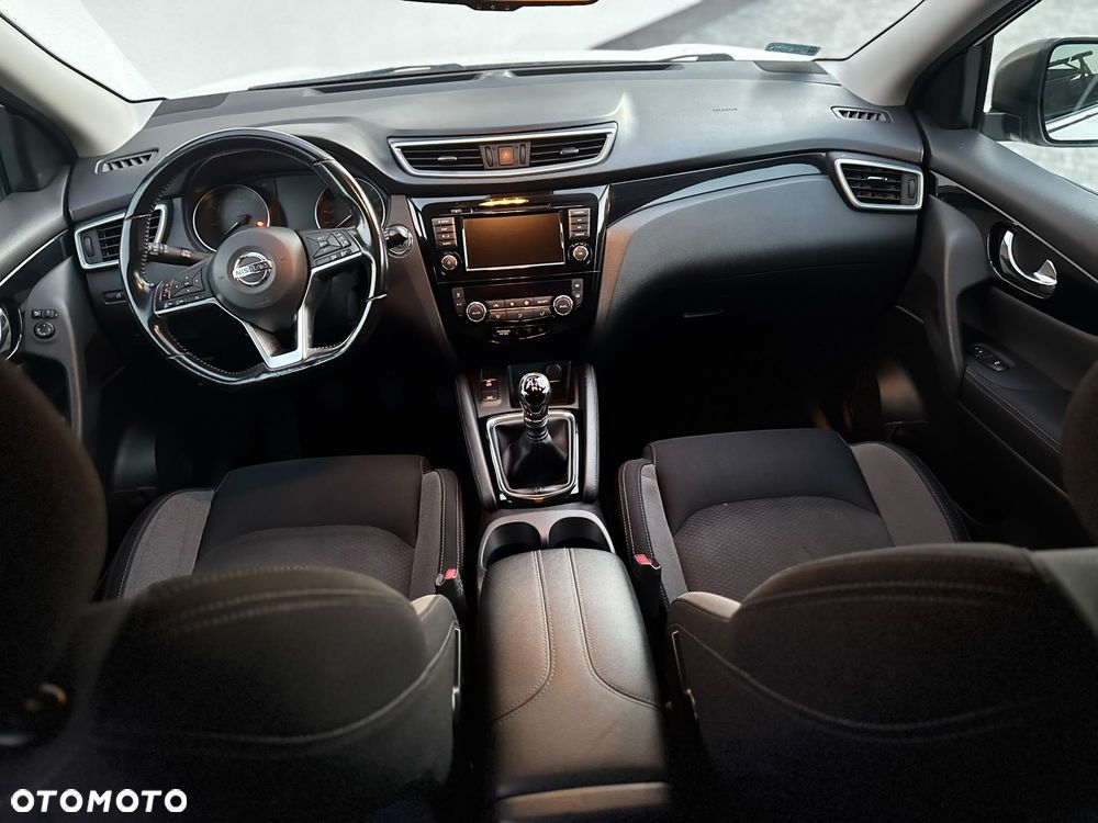 Nissan Qashqai - 16