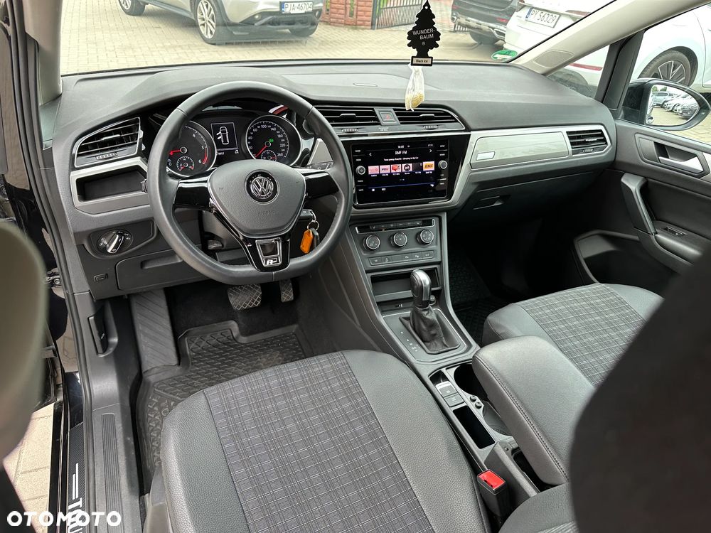 Volkswagen Touran - 7
