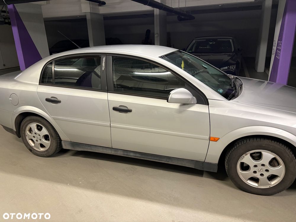 Opel Vectra 1.8 - 12