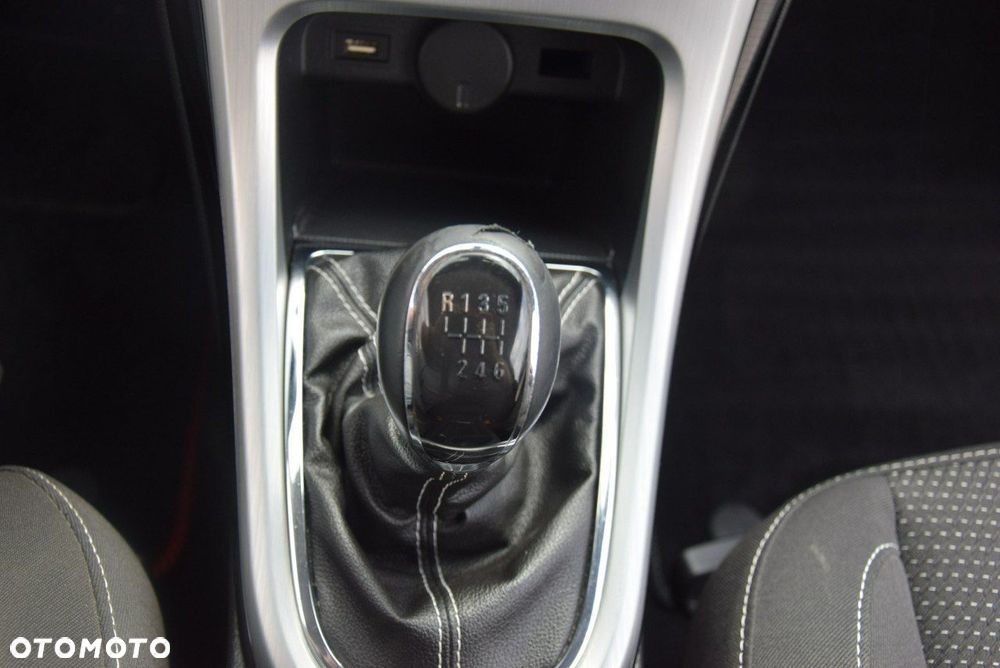 Opel Astra 1.4 Turbo Innovation - 31
