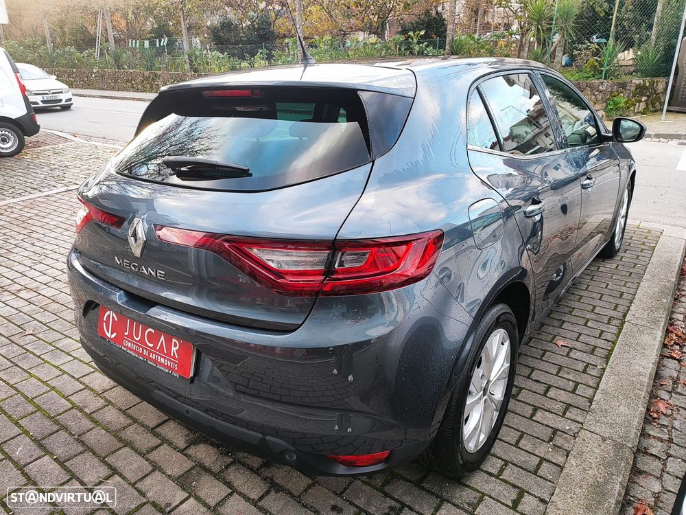 Renault Mégane 1.5 Blue dCi Limited - 4