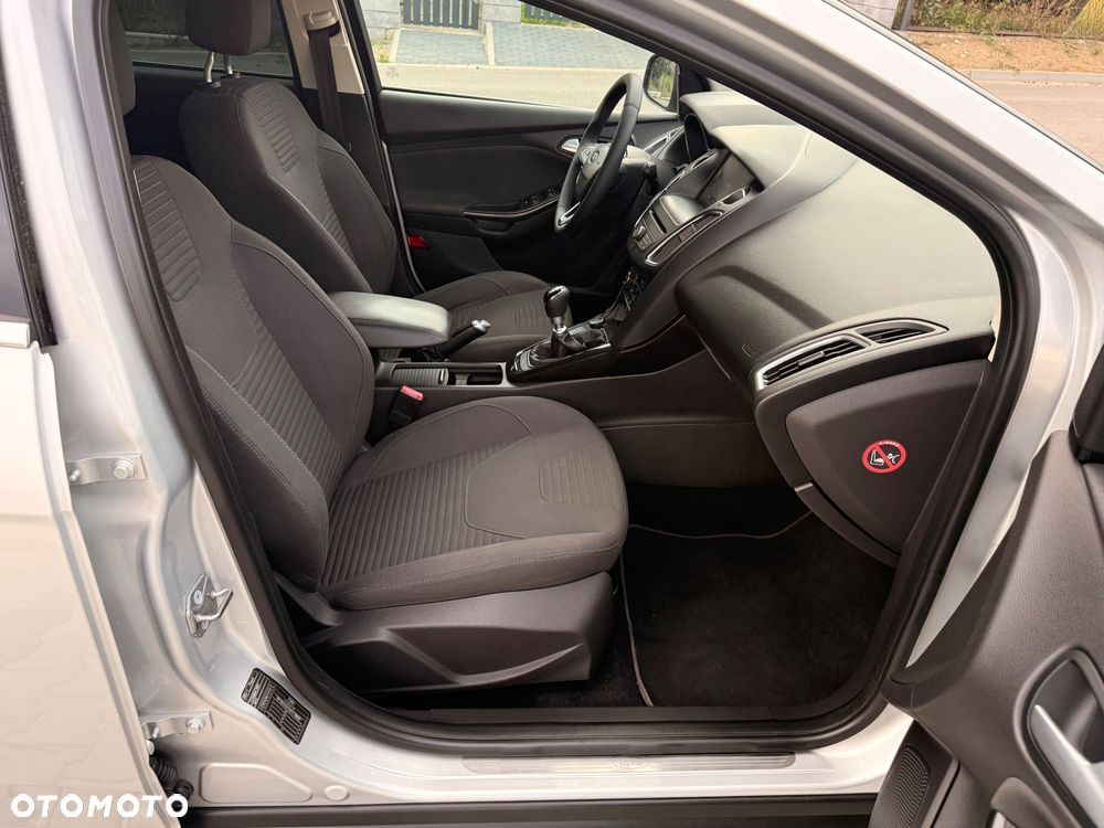 Ford Focus 1.5 EcoBoost Titanium ASS - 20
