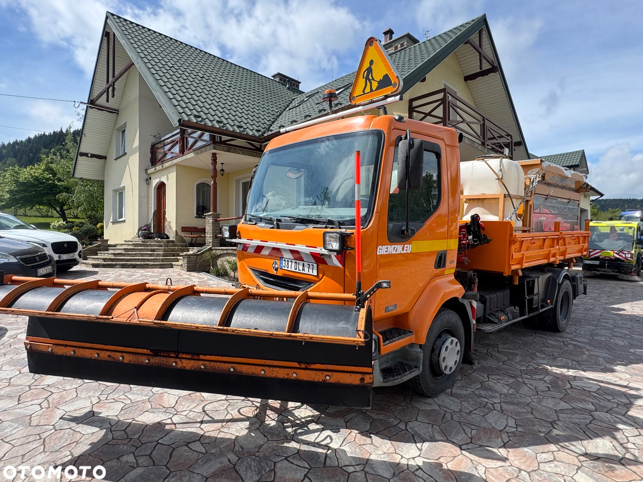 Renault Midlum 180dCi specjalny wywrotka z hds piaskarka pług kompletny zestaw do odśnieżania - 3
