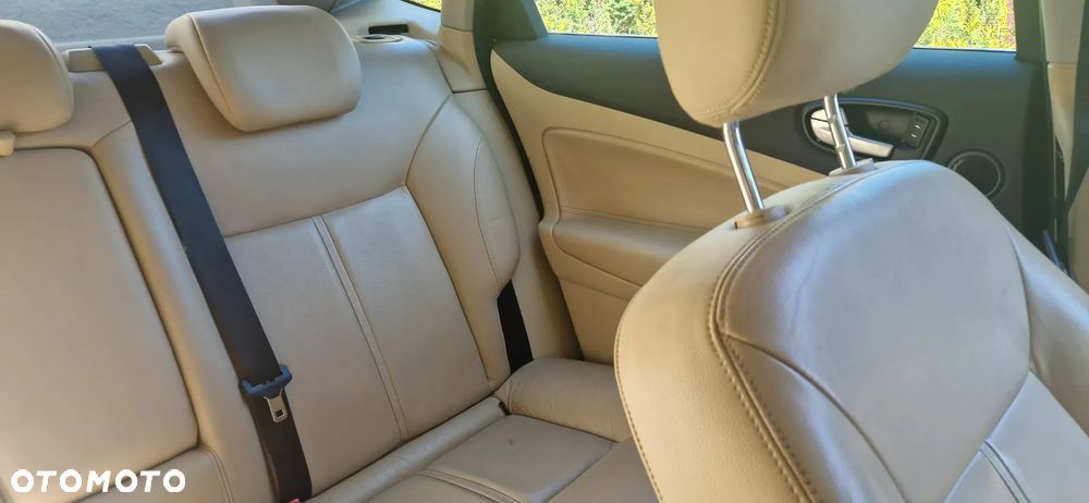 Ford Mondeo 2.3 Titanium - 8