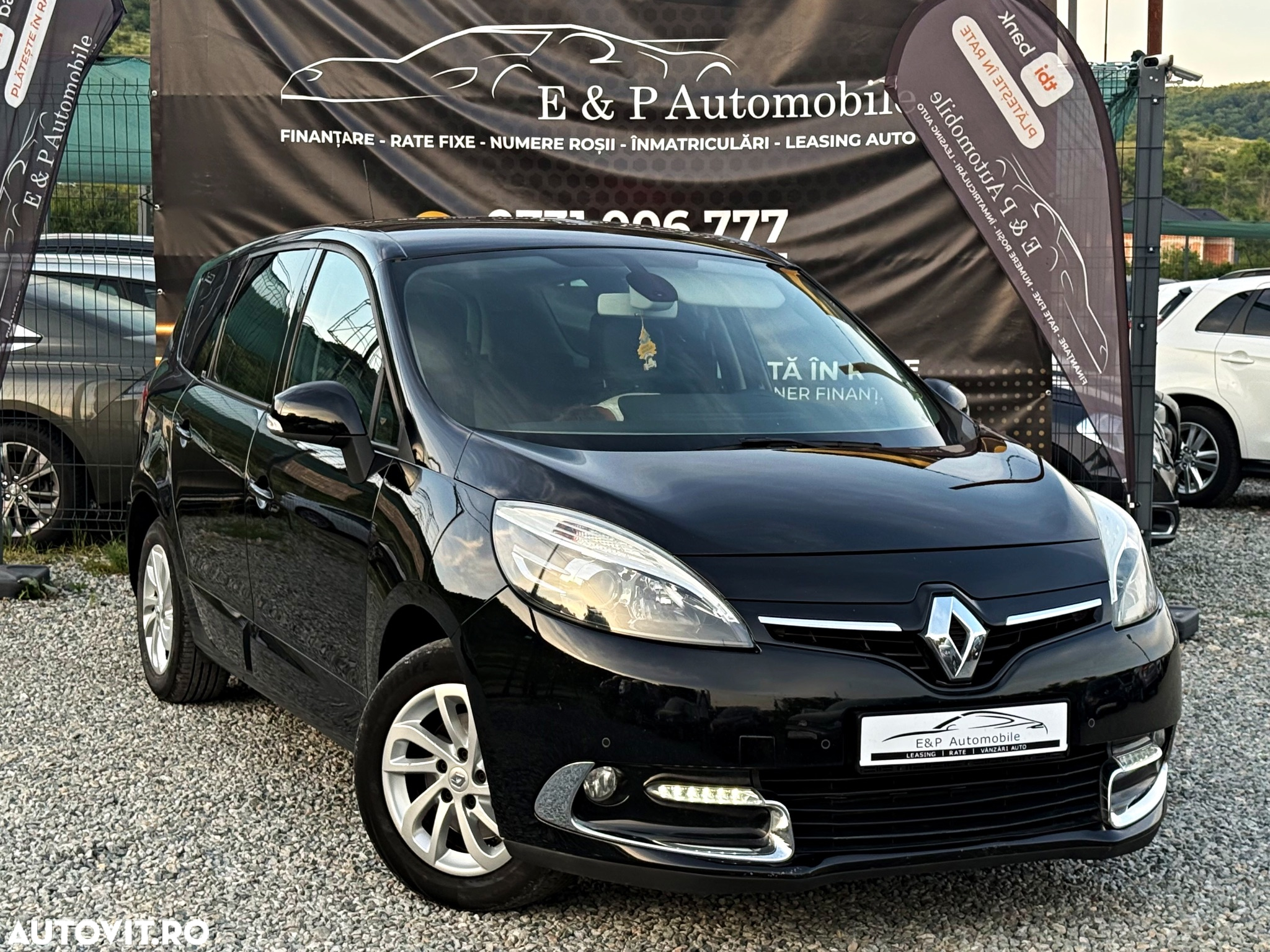 Renault Grand Scenic 1.5 dCi Privilege - 4