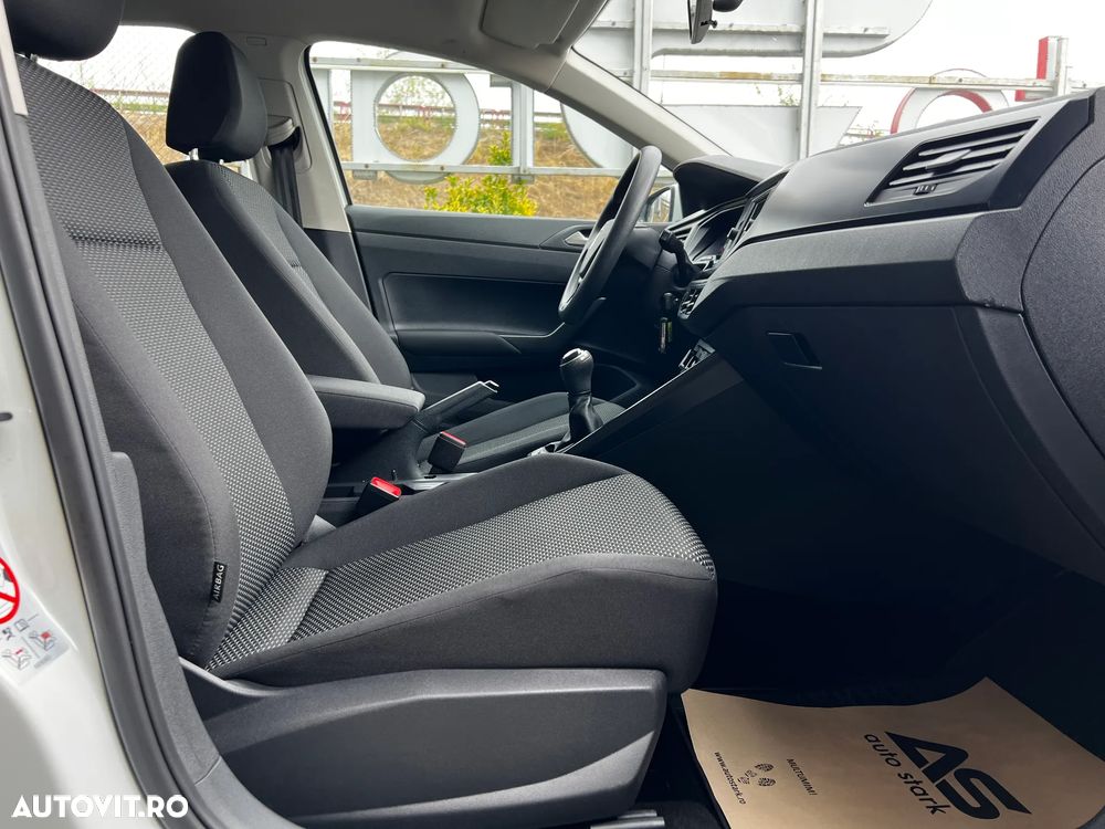 Volkswagen Polo 1.0 MPI Base - 19