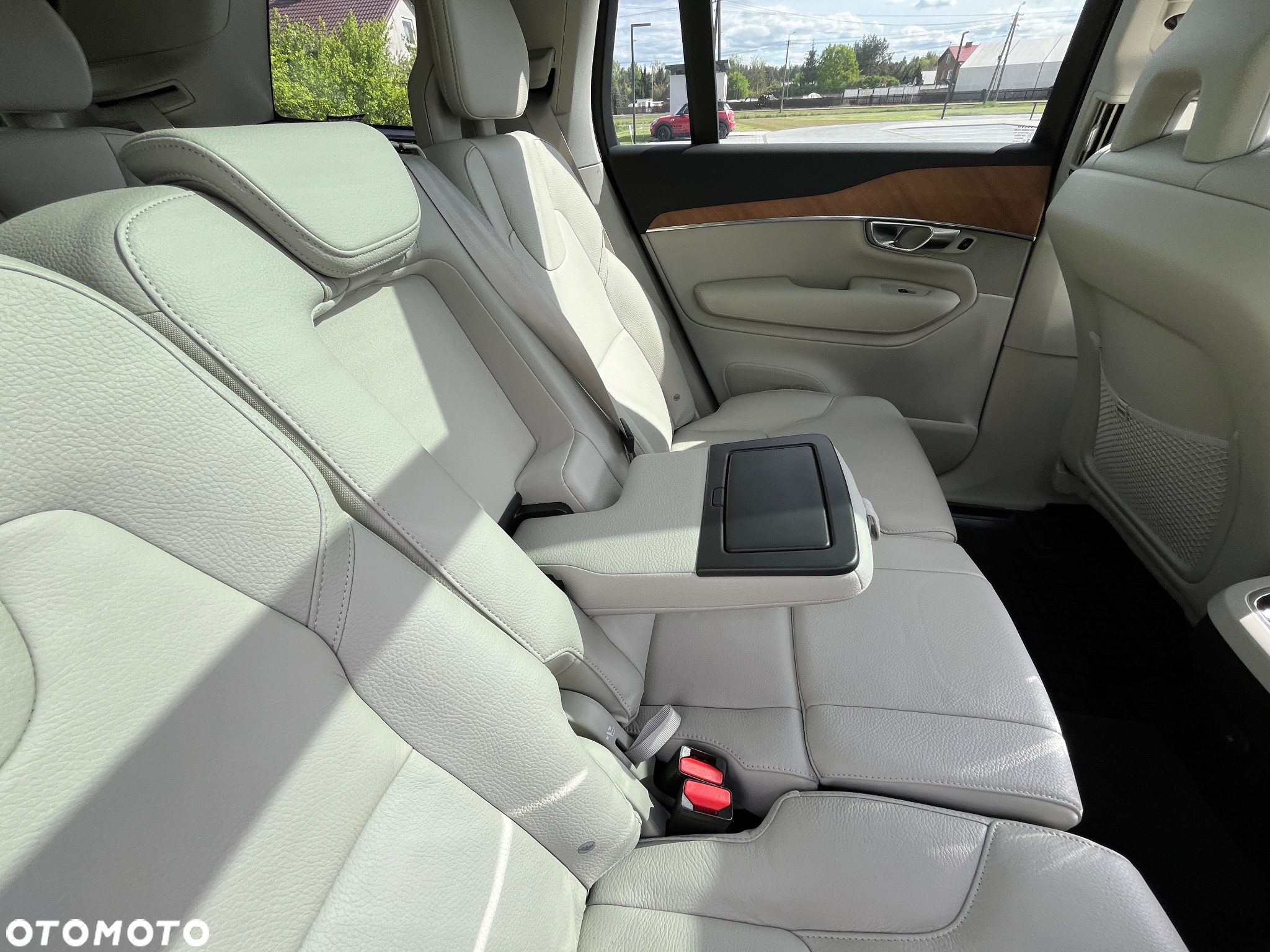 Volvo XC 90 T6 AWD Geartronic Momentum Pro - 23