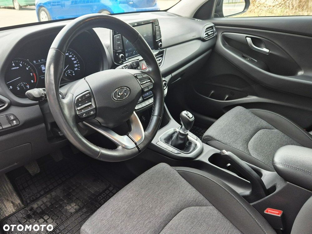 Hyundai i30 - 25