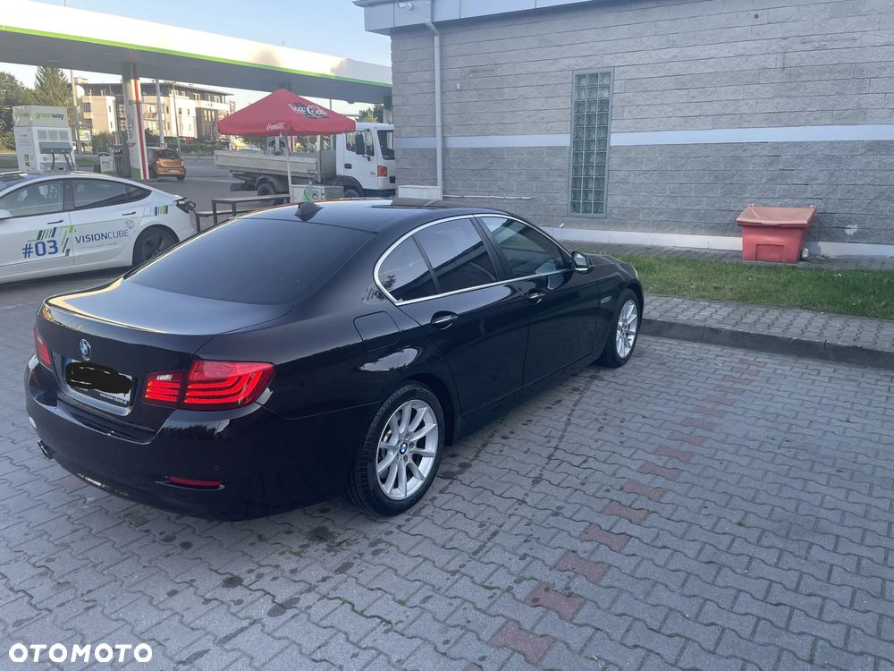 BMW Seria 5 530d xDrive - 8