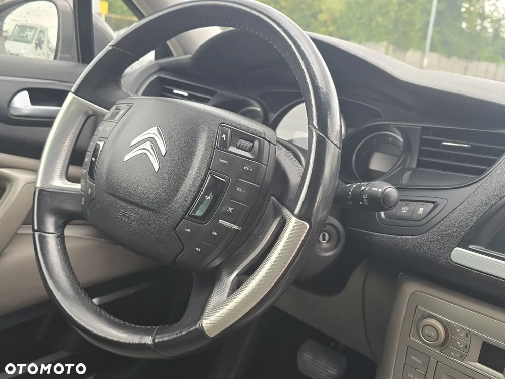 Citroën C5 BlueHDi 180 S&S EAT6 Exclusive - 17
