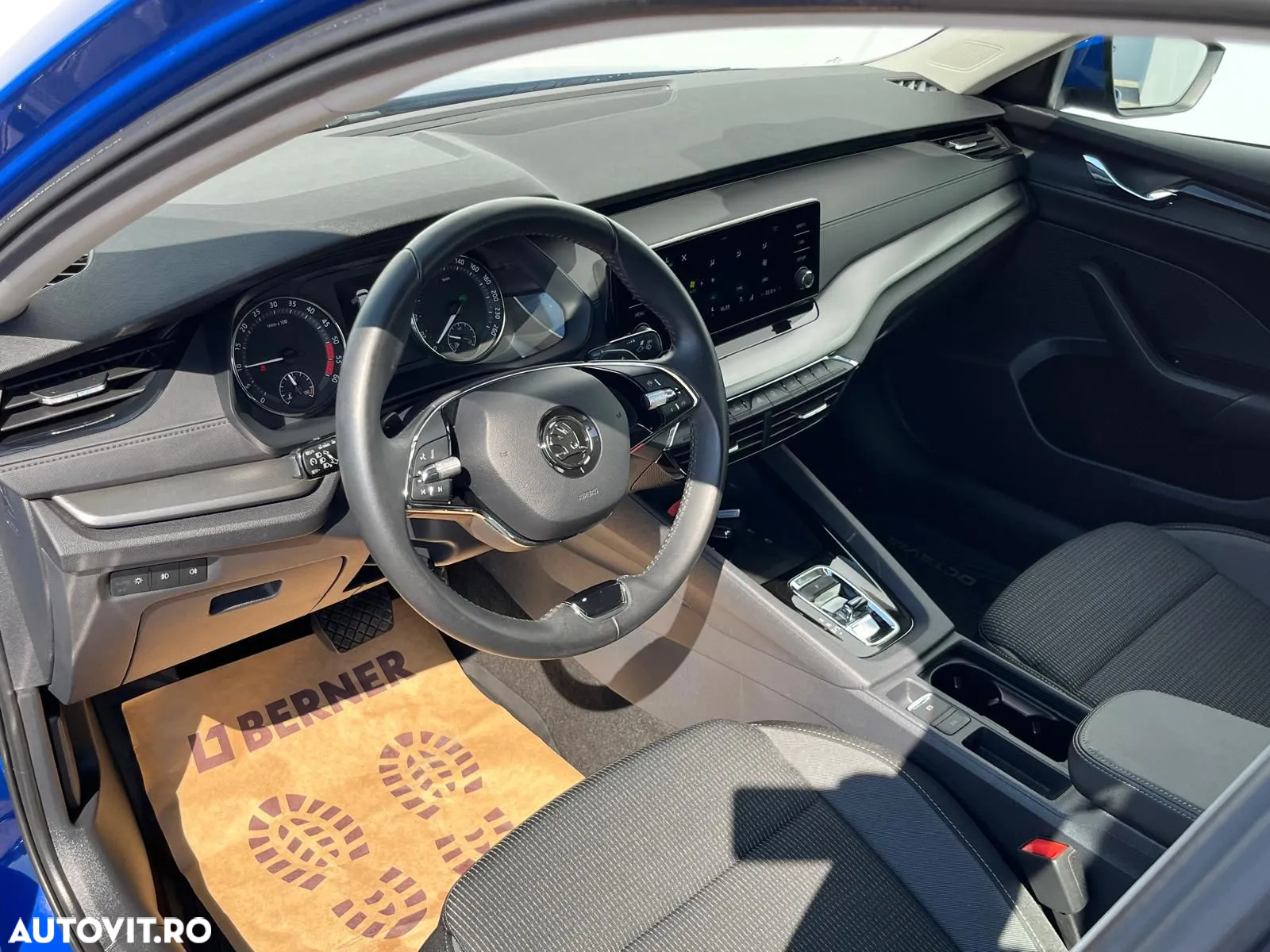 Skoda Octavia 2.0 TDI DSG Ambition - 7