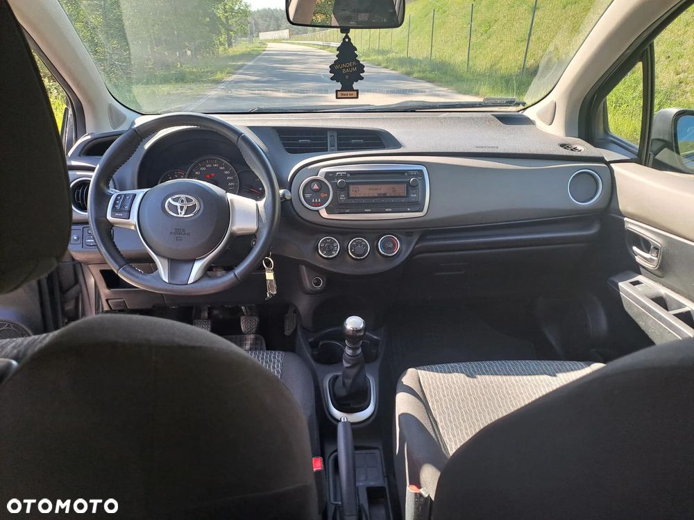 Toyota Yaris 1.4 D-4D Active - 11